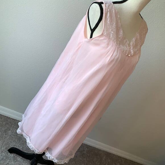 Pink Overlay Sleeveless Night with Lace inserts Vintage - Small - Picture 2 of 7